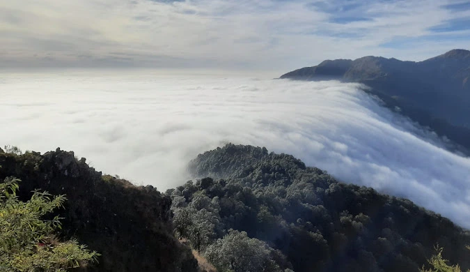 Varanasi to Mussoorie Taxi Booking